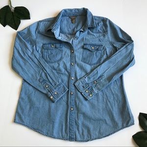 Bit & Bridle Chambray Button Down Long Sleeve L